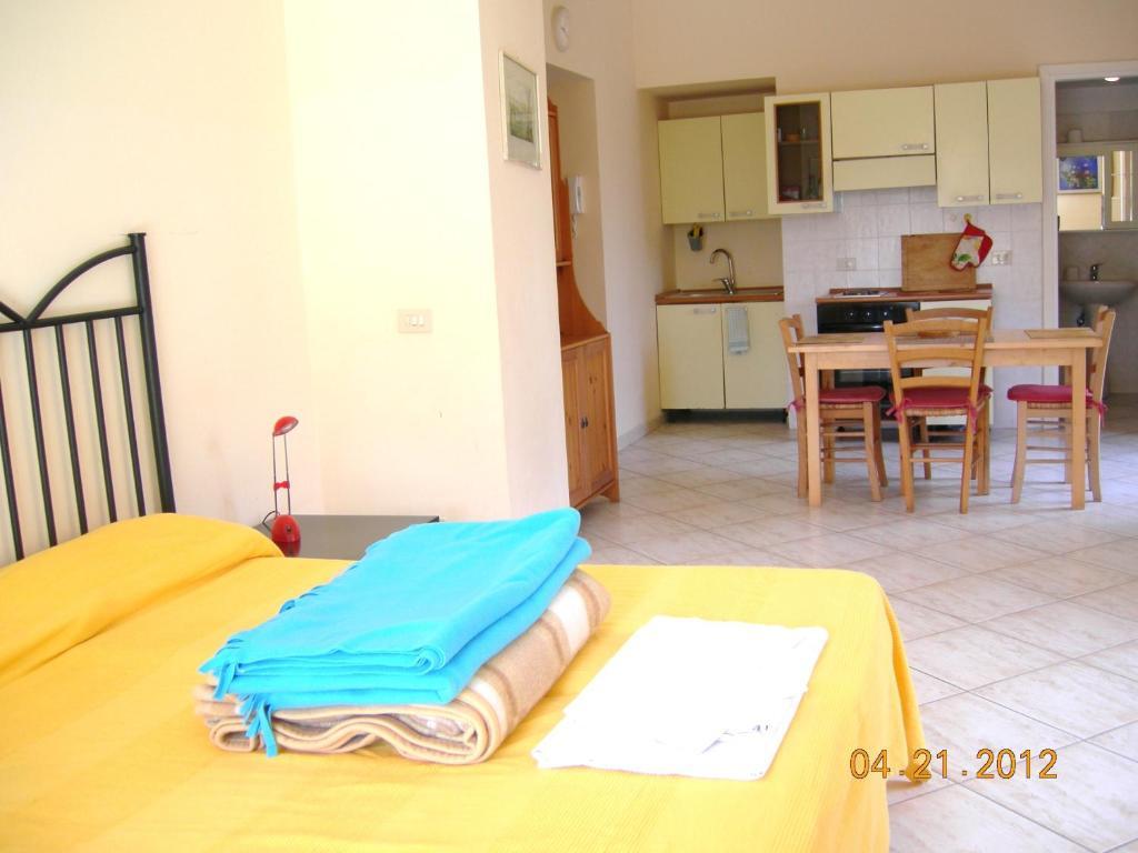 Villino Castellano Apartments 메타 객실 사진