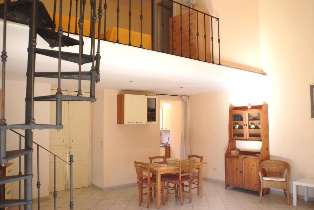 Villino Castellano Apartments 메타 객실 사진