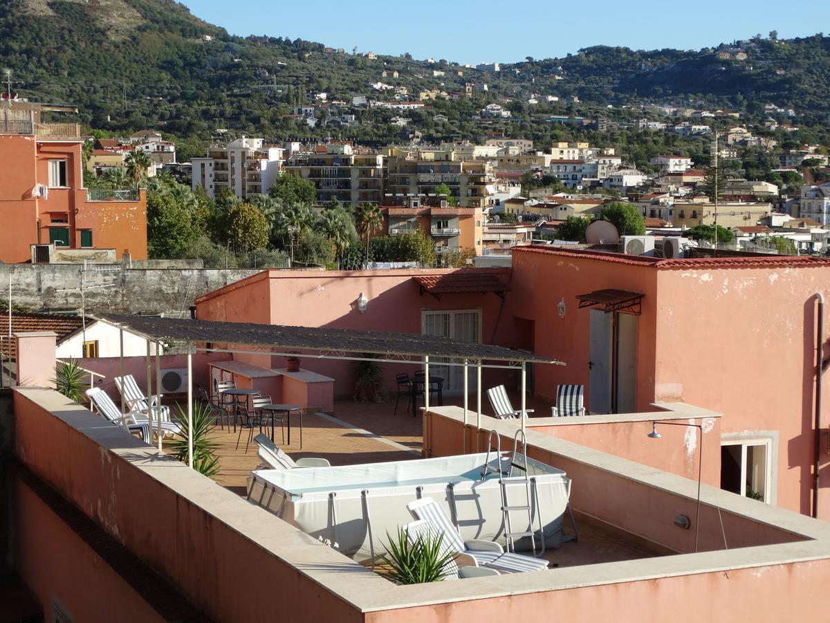 Villino Castellano Apartments 메타 외부 사진