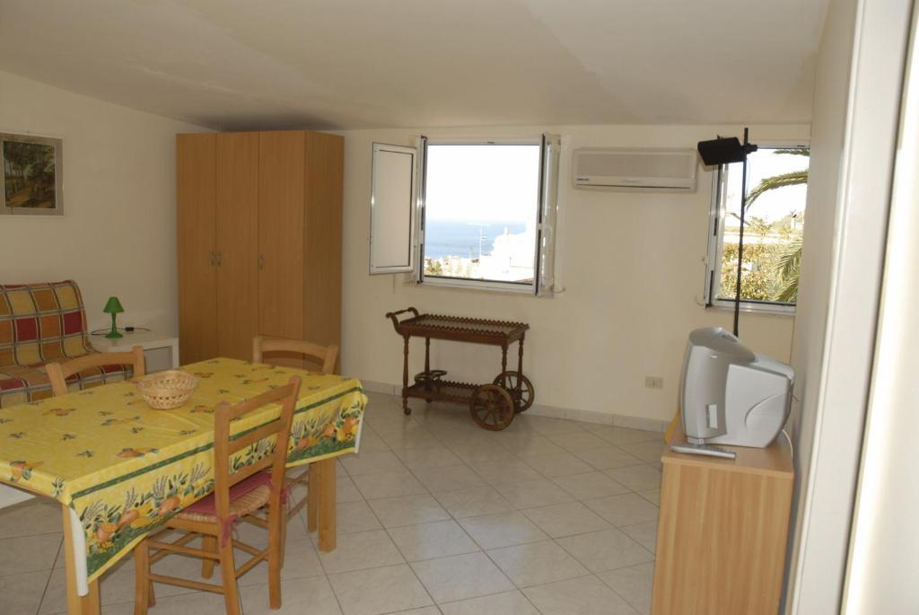 Villino Castellano Apartments 메타 객실 사진